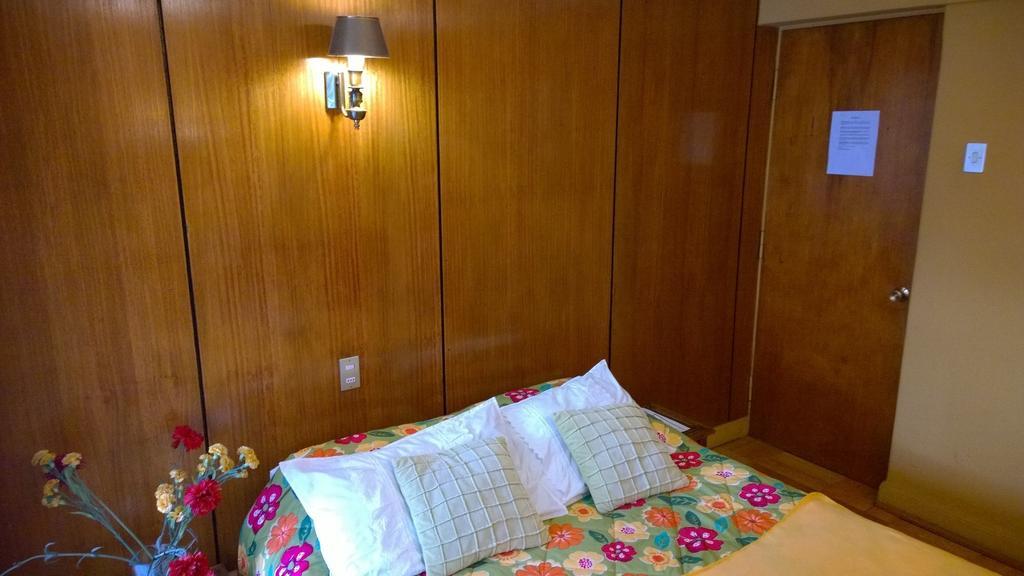 Bed & Breakfast Blumen Haus Santiago Rom bilde