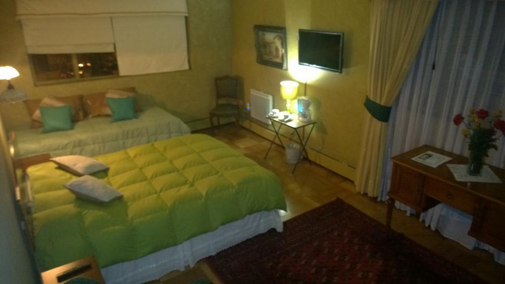 Bed & Breakfast Blumen Haus Santiago Rom bilde